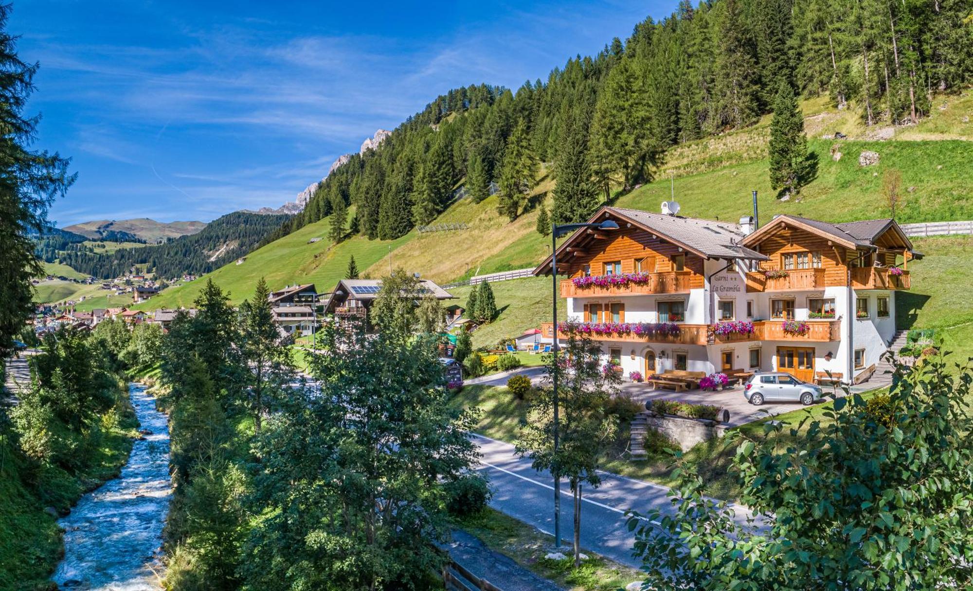 Garni La Grambla Hotel Selva di Val Gardena Bagian luar foto